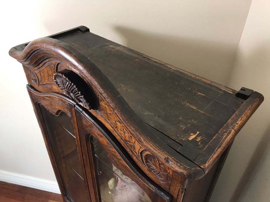Antique French Hand Carved Wooden Curio Display Cabinet With Overhead Lighting 28W X 61H [Photo 11]