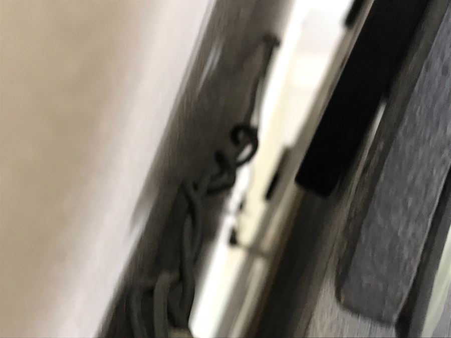 Stunning Large Venetian Wall Mirror 32W X 48H [Photo 13]