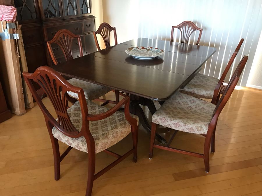 Vintage 3-Pedestal Drop-Leaf Dining Table With (6) Chairs And (2) Leaves - 63L X 42W X 29.5H Each Table Leaf Is 16W [Photo 3]