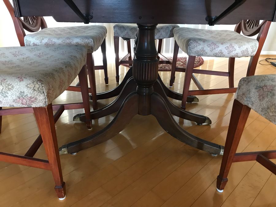 Vintage 3-Pedestal Drop-Leaf Dining Table With (6) Chairs And (2) Leaves - 63L X 42W X 29.5H Each Table Leaf Is 16W [Photo 14]