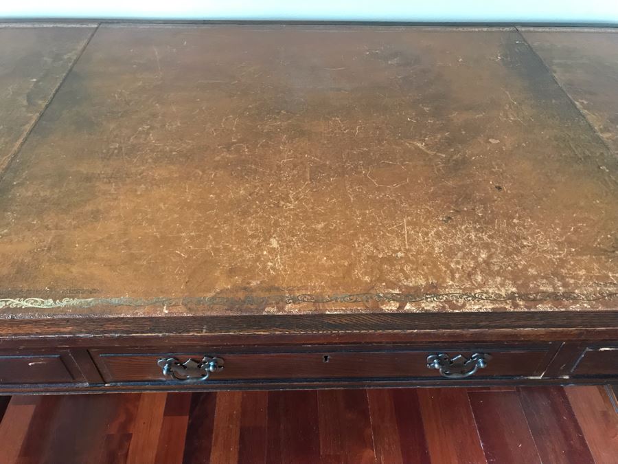 Vintage Leather Top 3-Drawer Desk 60W X 32D X 30.5H [Photo 7]