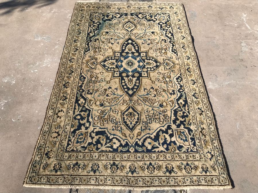 Vintage Hand Knotted Persian Area Rug 43 X 73 [Photo 3]