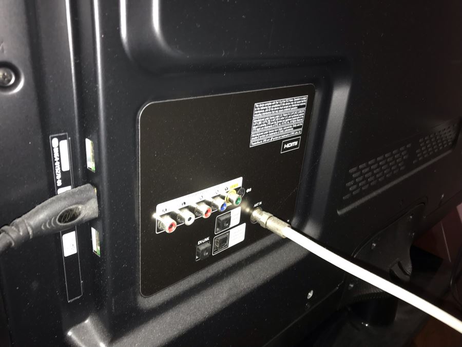 Samsung 46' Class (45-9/10' Diag) LED 1080p HDTV [Photo 5]