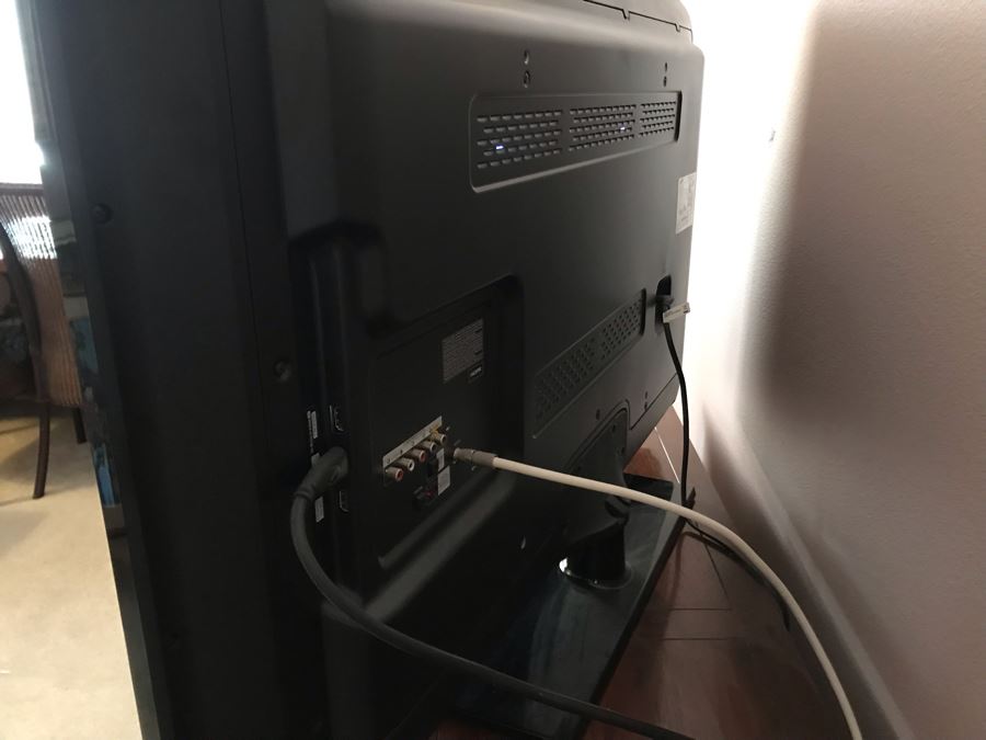 Samsung 46' Class (45-9/10' Diag) LED 1080p HDTV [Photo 6]