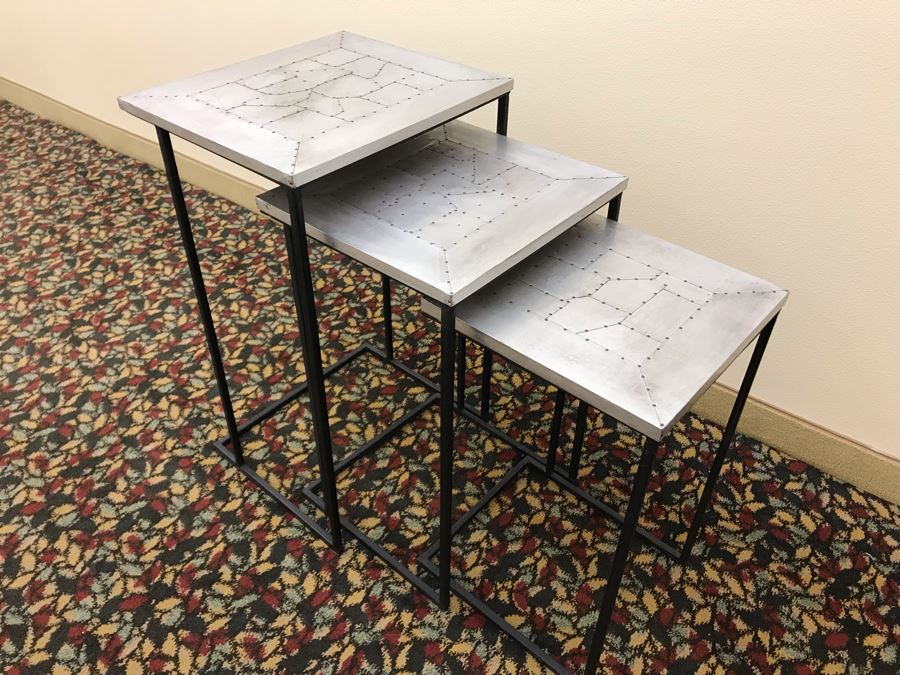 Modern Metal Top And Base Nesting Tables - 3 Tables [Photo 2]