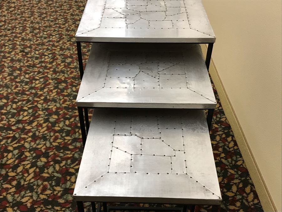 Modern Metal Top And Base Nesting Tables - 3 Tables [Photo 4]