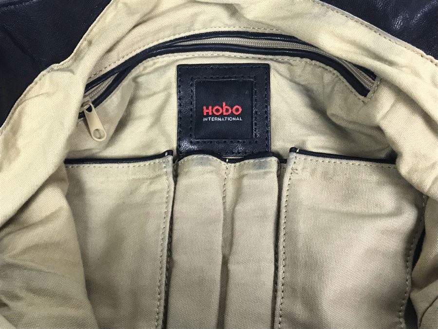 Hobo International Black Leather Handbag With Dust Cover [Photo 8]