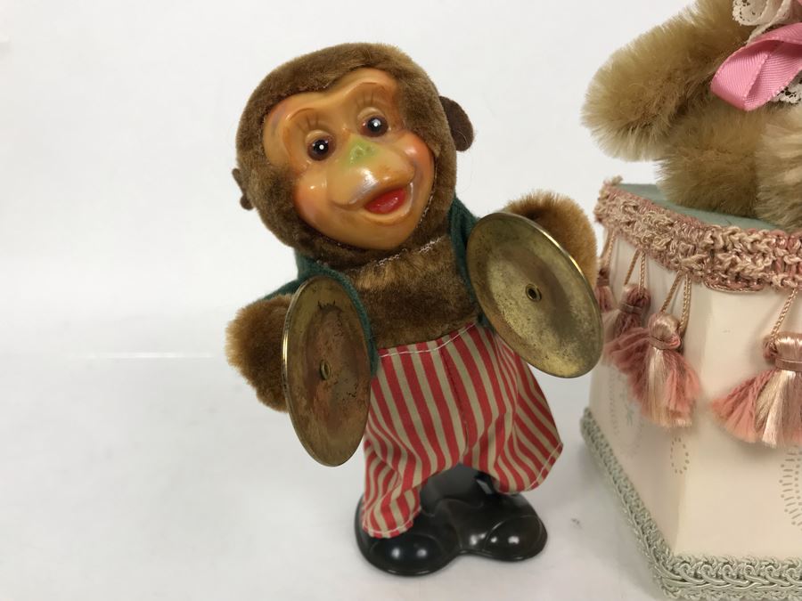 Vintage Working Wind-Up Mechanical Walking Monkey With Cymbals And Mechanical Animated Bear Wind Up Music Box Tender Treasures Designed By Kathleen Robinson [Photo 3]