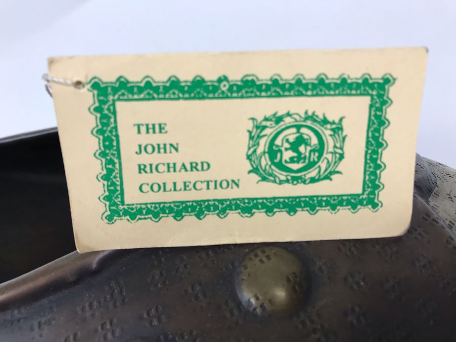 Large Hammered Brass Centerpiece Vase By The John Richard Collection With Potpourri [Photo 8]