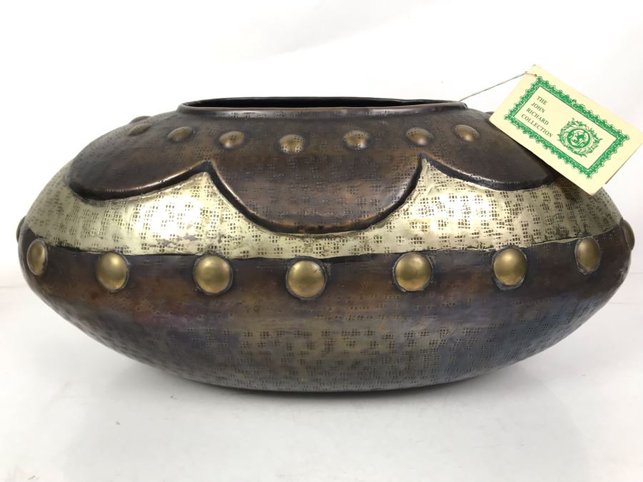Large Hammered Brass Centerpiece Vase By The John Richard Collection With Potpourri [Photo 2]