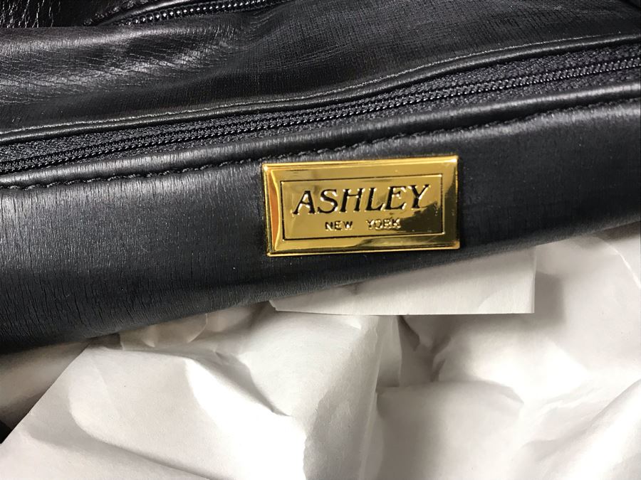 New Ashley New York Handbag [Photo 5]