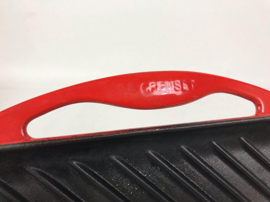 Le Creuset Cast-Iron Rectangular Skinny Grill 13 X 8.5 Retails $185 [Photo 3]