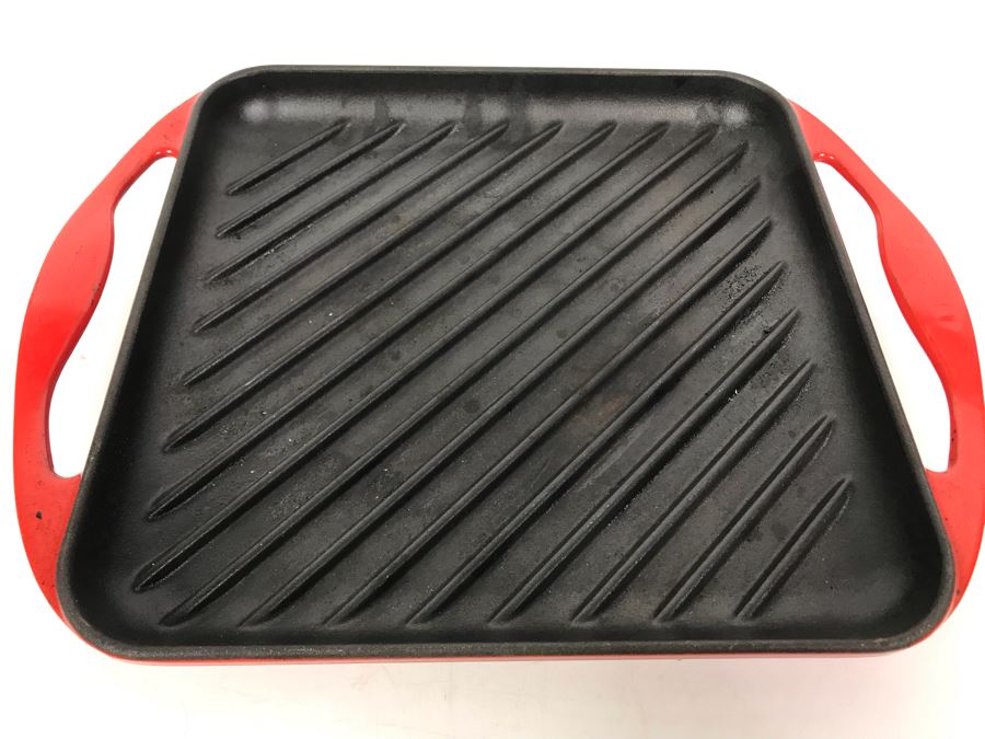 Le Creuset Cast-Iron Rectangular Skinny Grill 13 X 8.5 Retails $185 [Photo 2]
