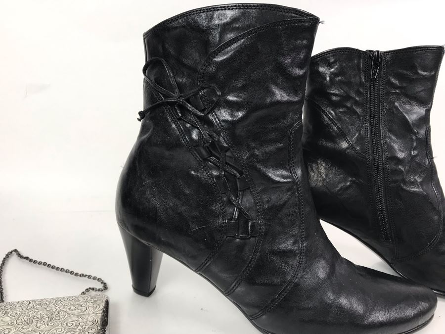 Women's Gabor Black Leather Boots [Photo 3]
