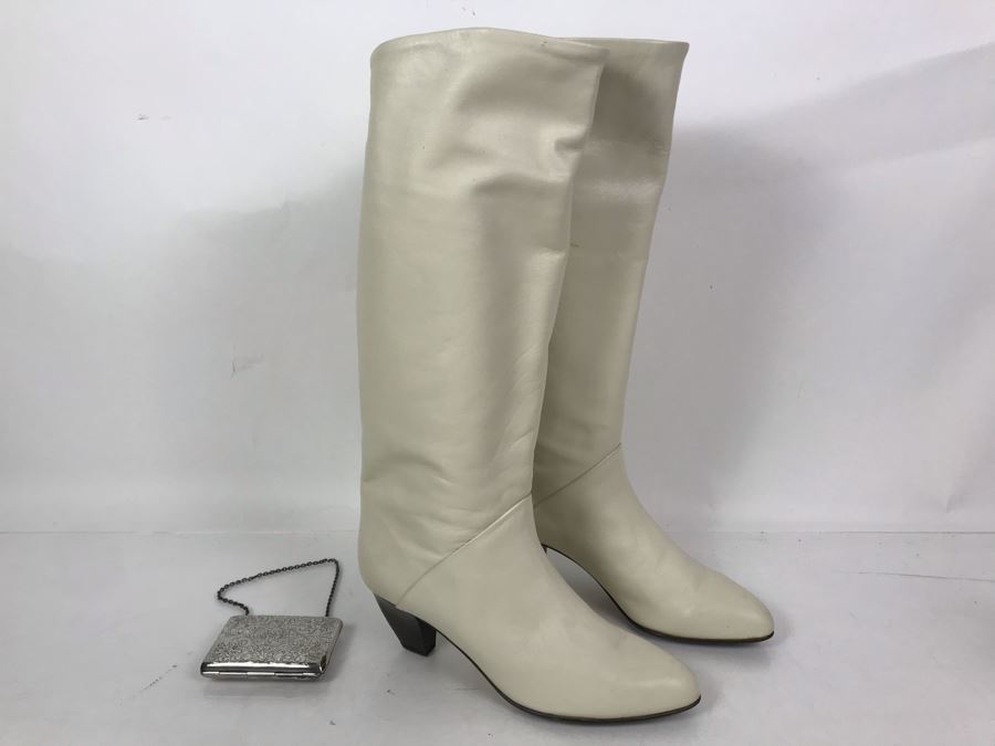 Women's Bandolino White Leather Boots Made In Italy [Photo 2]