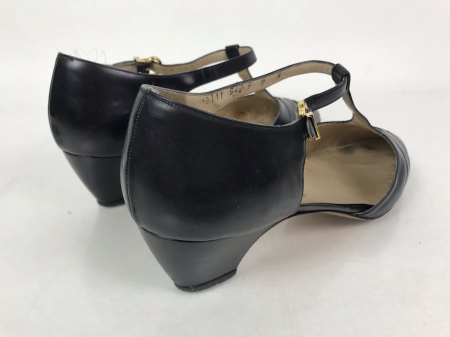 Women's Salvatore Ferragamo Italian BlackShoes Size 9 [Photo 5]