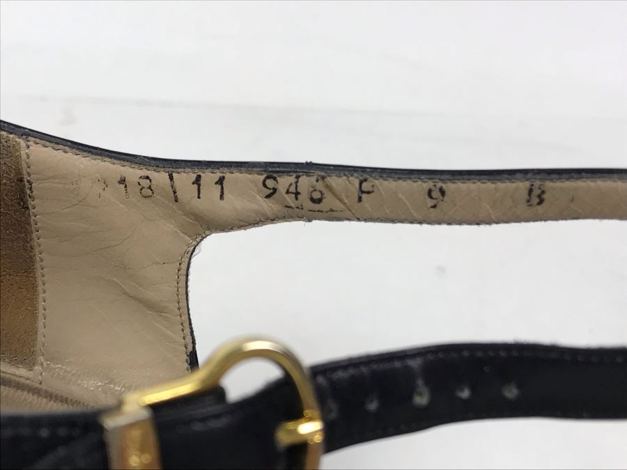 Women's Salvatore Ferragamo Italian BlackShoes Size 9 [Photo 9]