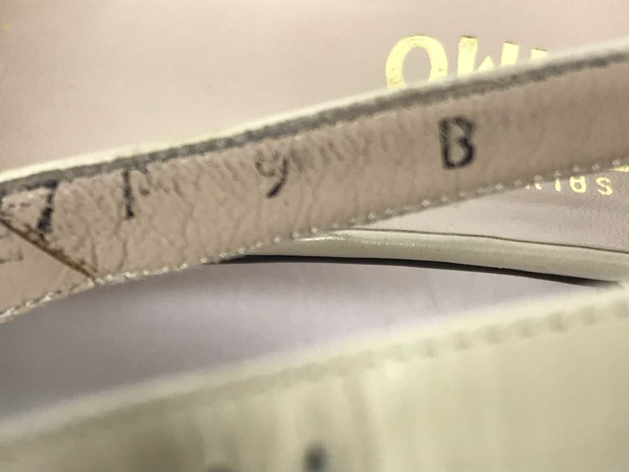 Women's Salvatore Ferragamo Italian Shoes Size 9 [Photo 12]
