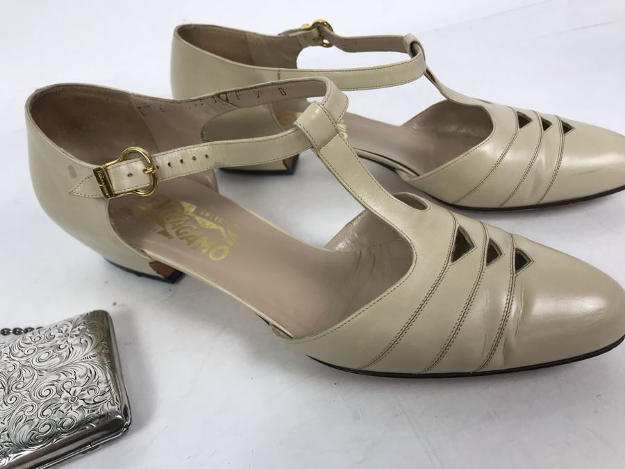 Women's Salvatore Ferragamo Italian Shoes Size 9 [Photo 3]