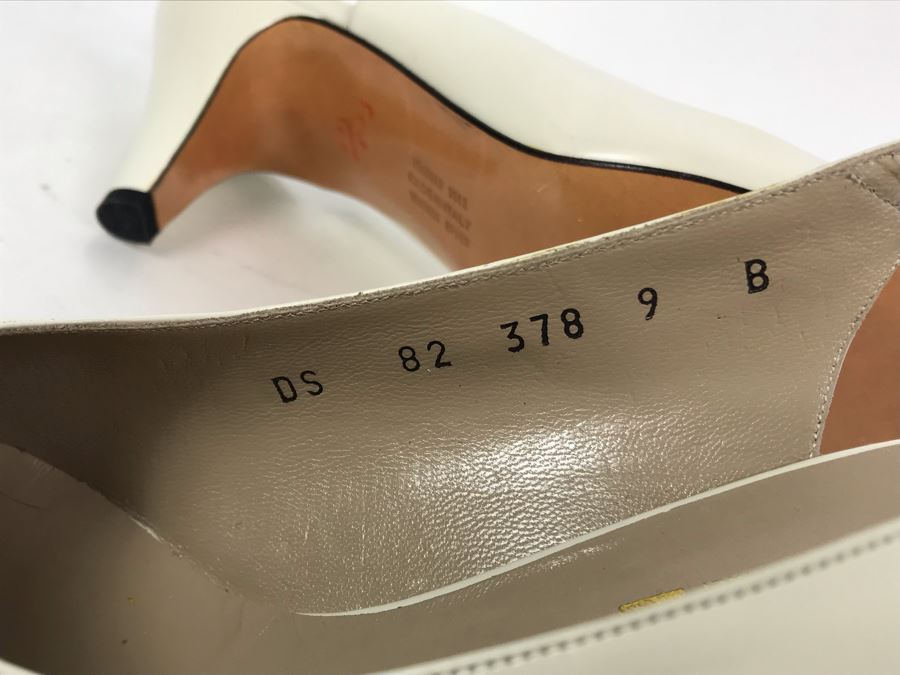 Women's Salvatore Ferragamo Italian Shoes Size 9 [Photo 8]