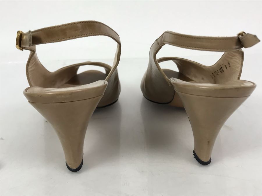 Women's Salvatore Ferragamo Italian Shoes Size 9 [Photo 7]