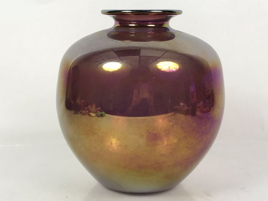 Vintage 1980 Signed Wheaton Village D.F. Hand Blown Iridescent Glass Vase Millville New Jersey 8.5H [Photo 1]