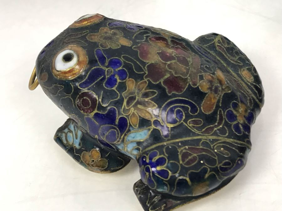 Collection Of Various Chinese And Japanese Cloisonne Figurines And Boxes With Wooden Stand [Photo 6]