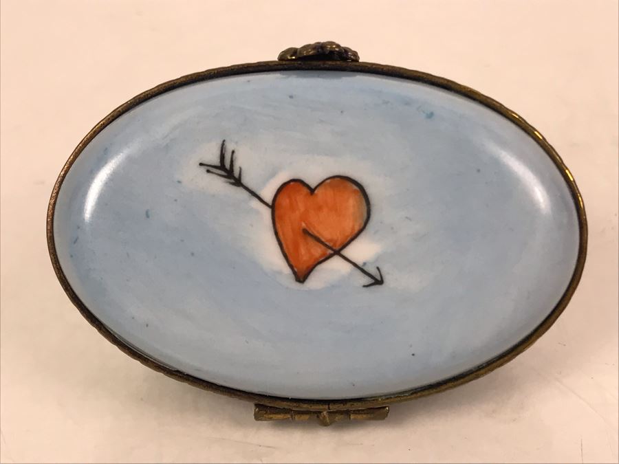 Limoges France Peint Main P.V. Porcelain Frog Motif Box 2.5W [Photo 7]