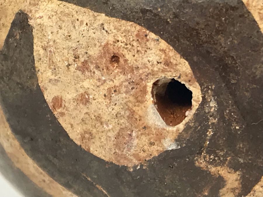 Painted Pottery Egg With Metal Stand 5.5L X 5W [Photo 10]