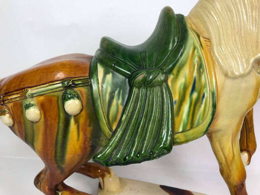 Vintage Majolica Pottery Horse Sculpture 22W X 10D X 16.5H  [Photo 6]