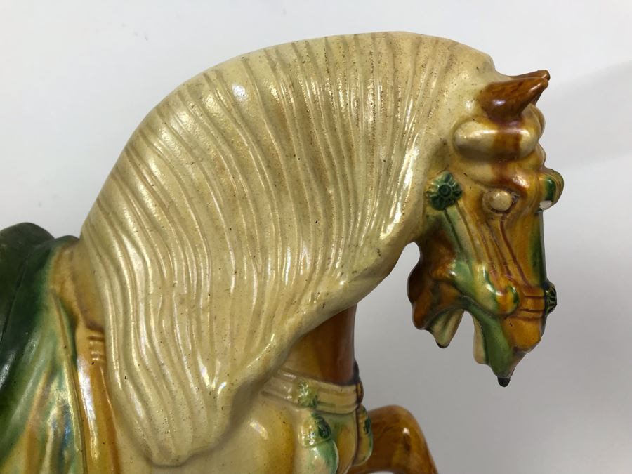Vintage Majolica Pottery Horse Sculpture 22W X 10D X 16.5H  [Photo 3]