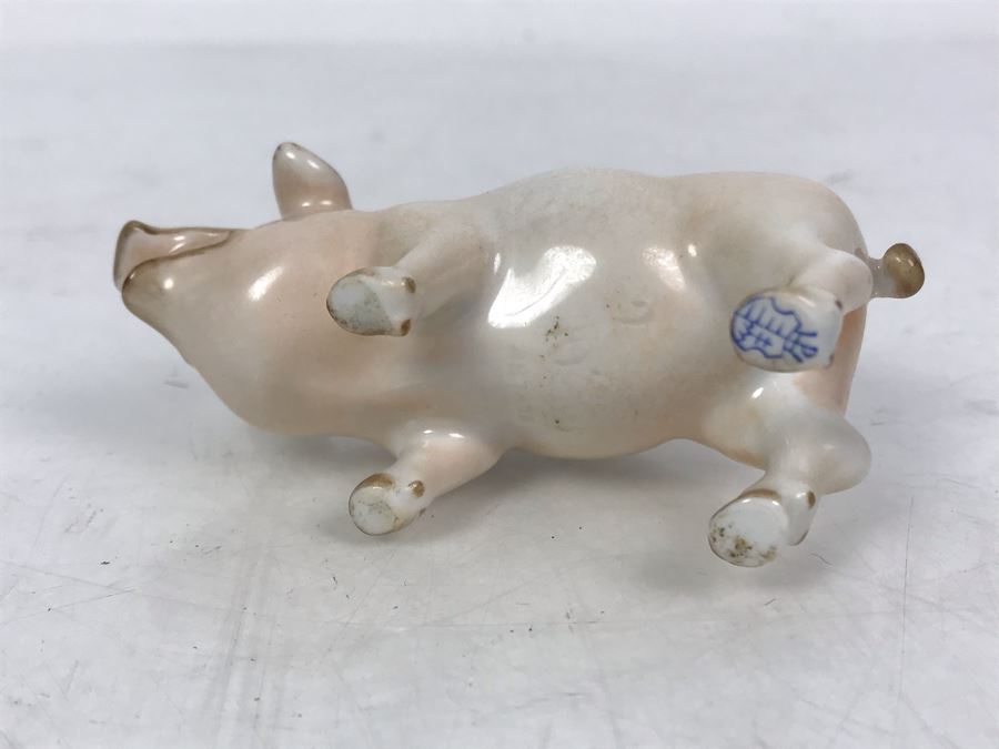 Herend Hungary Hand Painted Porcelain Pig Figurine 3W