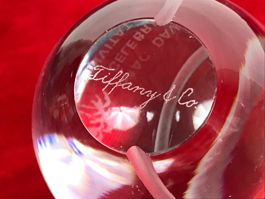 Vintage 1976 Tiffany & Co. Crystal 'Mac Davis Celebrity Invitational' Paperweight [Photo 6]