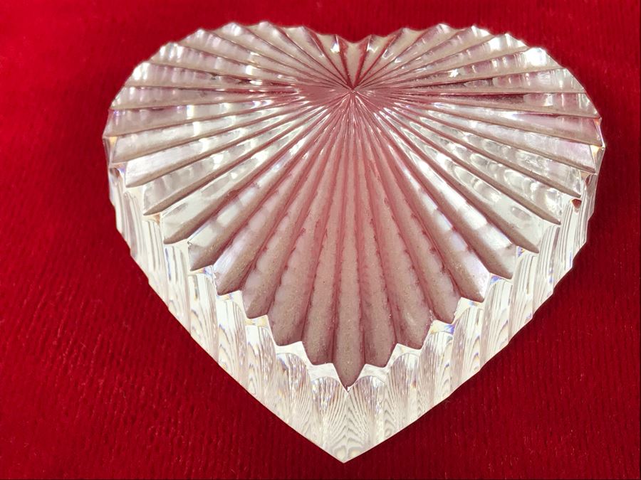 Waterford Crystal Heart Paperweight [Photo 1]
