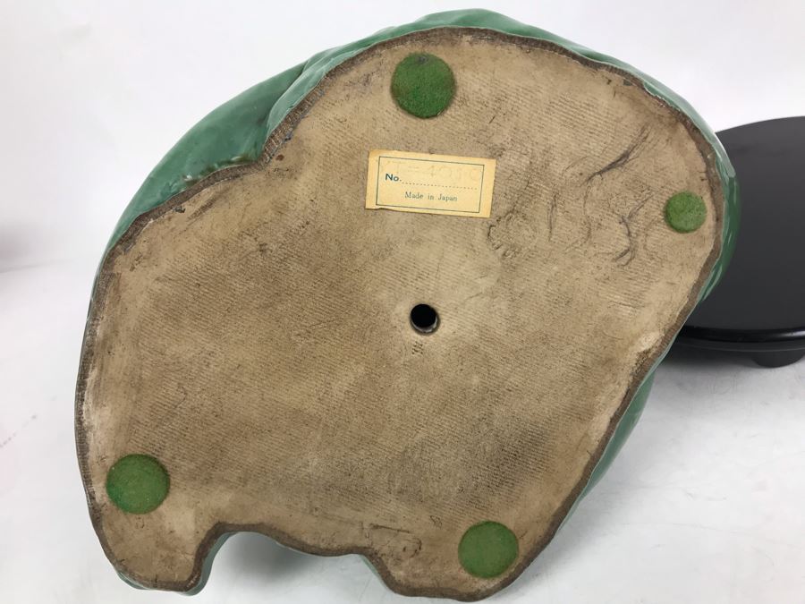 Vintage Japanese Elder Figure With Stand 11W X 8D X 11H [Photo 10]