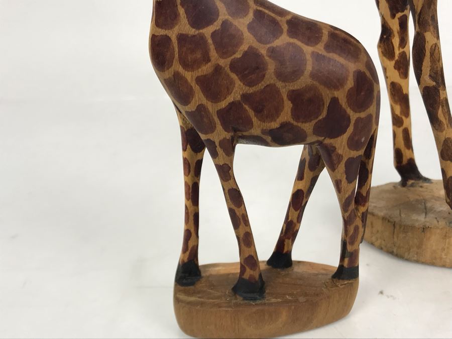 Carved Wooden Giraffe 12H With Baby Giraffe [Photo 4]