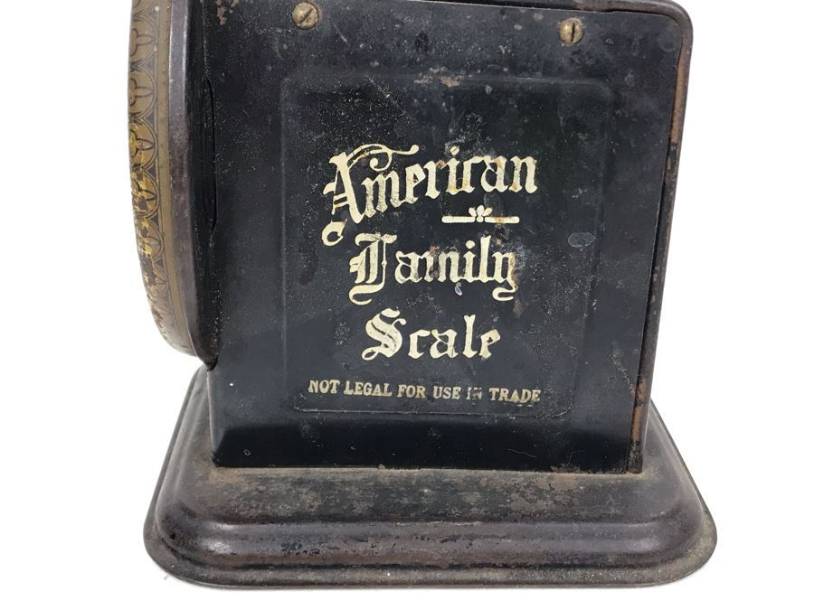 Vintage Metal American Family Scale [Photo 6]