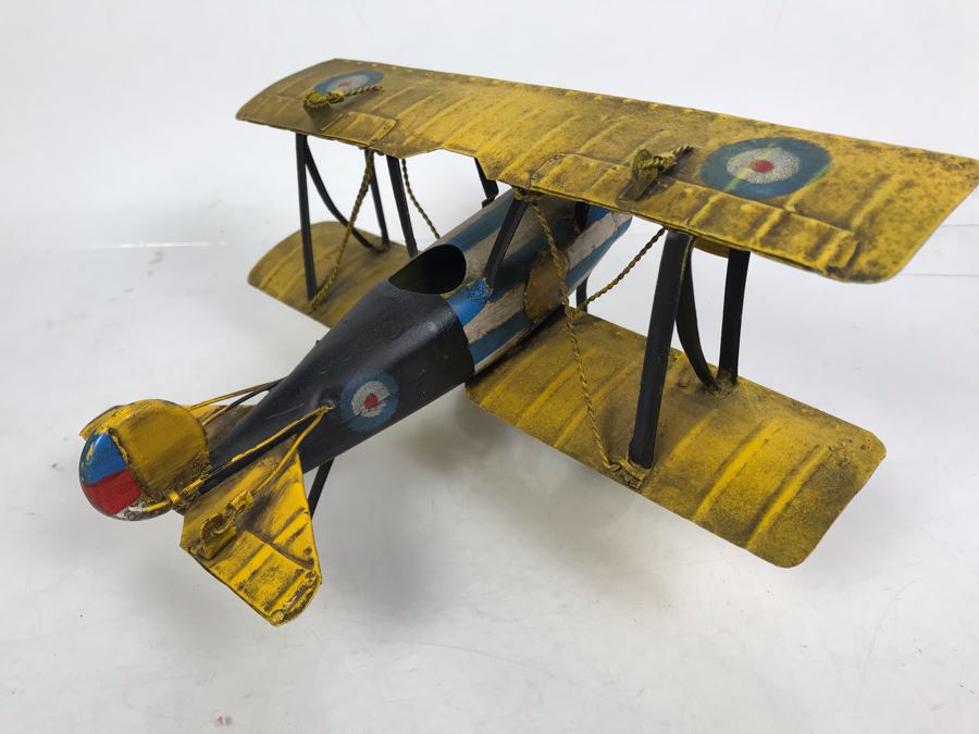 Metal Biplane Model [Photo 4]