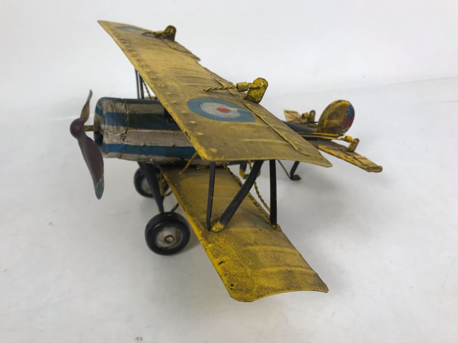 Metal Biplane Model [Photo 2]