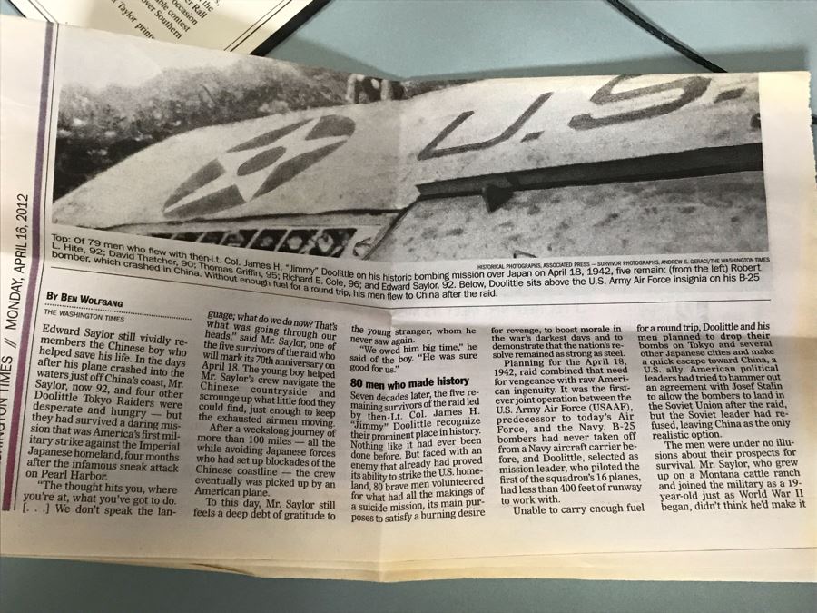 Robert Taylor L.E. Print Titled 'Eagles High' No. 189 Of 1000 Signed By Artist And Signed By Six Famous Fighter Pilots RAF: Johnnie Johnson, Pete Brothers, Geoffrey Page - Luftwaffe: Adolf Galland, Gunther Rall, Johannes Steinhoff 33 X 24 - See Photos [Photo 29]