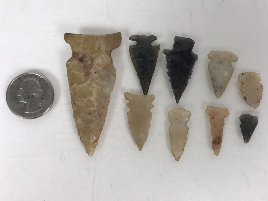 Collection Of Carved Stone Arrowheads [Photo 10]