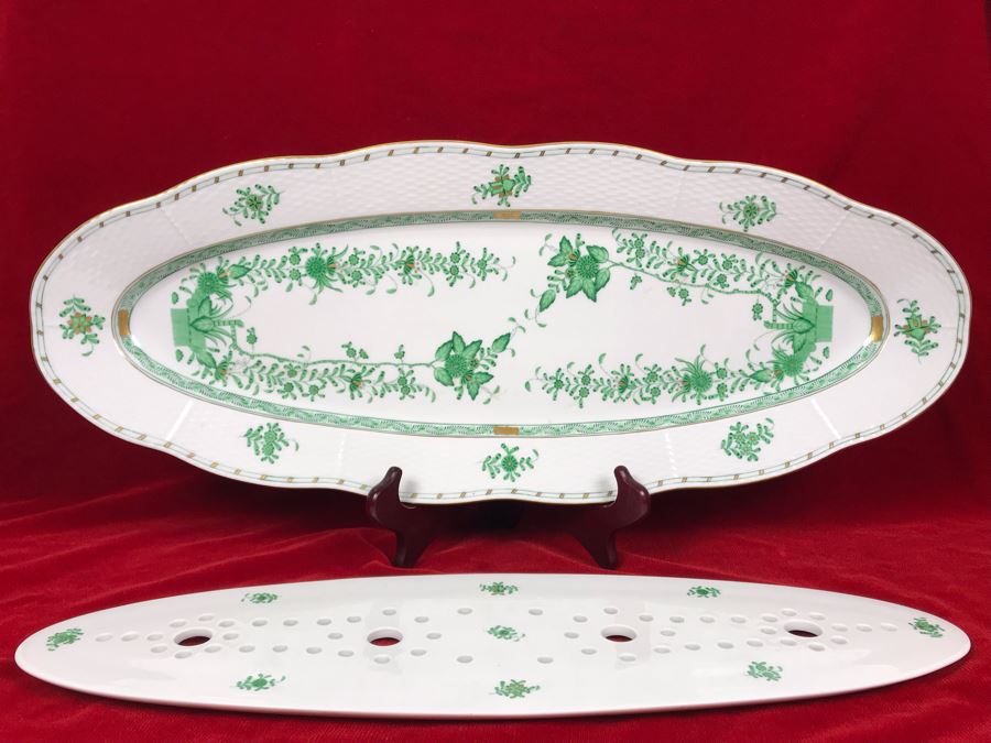 Herend Hungary Hand Painted Fish Serving Platter Strainer Chinese Bouquet Green (AV) Length 24.5L Retails $1,300 [Photo 2]