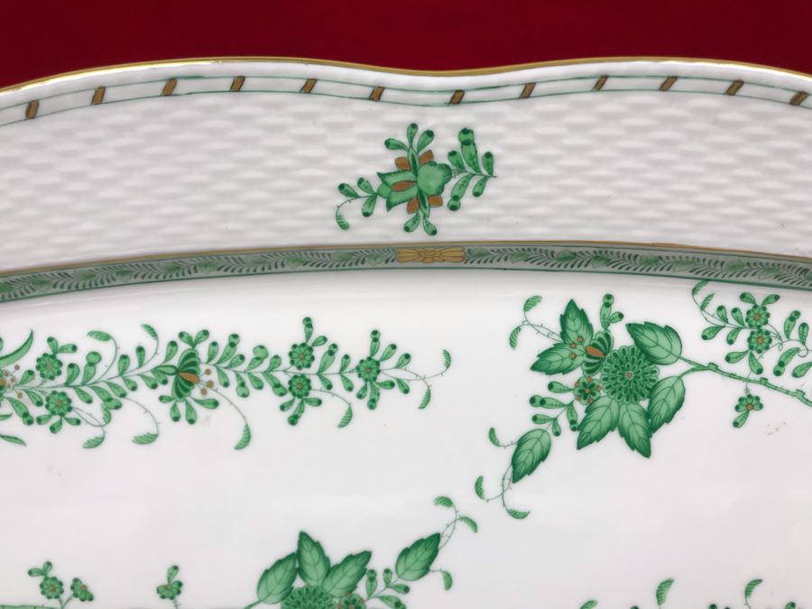 Herend Hungary Hand Painted Fish Serving Platter Strainer Chinese Bouquet Green (AV) Length 24.5L Retails $1,300 [Photo 6]