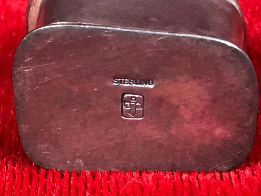 Signed Sterling Silver Pillbox With Cat On Lid 46.3g [Photo 6]