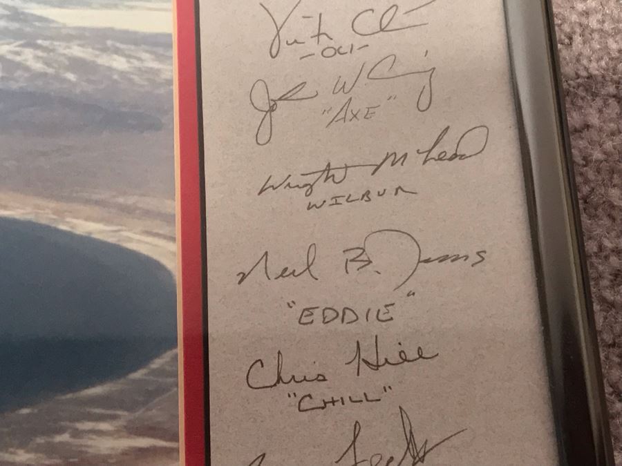 Signed Fighter Pilots Photograph Presented To Bill Dots Desert Storm 1991 19 X 16 [Photo 13]