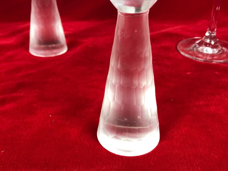 (4) Schott Zwiesel Stemware Glasses And (4) Maker Unknown Tapered Stemware Cocktail Glasses [Photo 4]