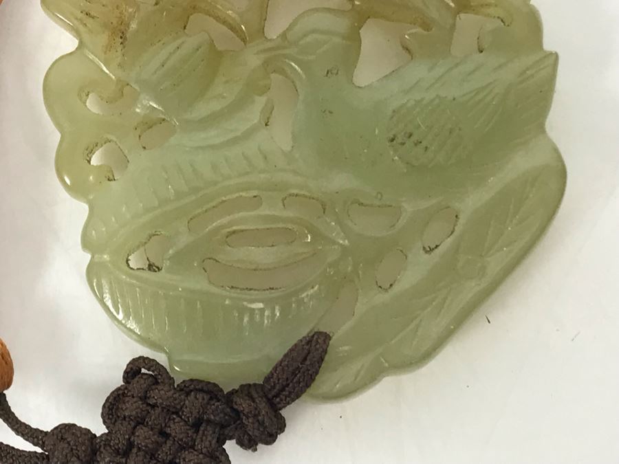 Vintage Carved Jade Pendant [Photo 11]