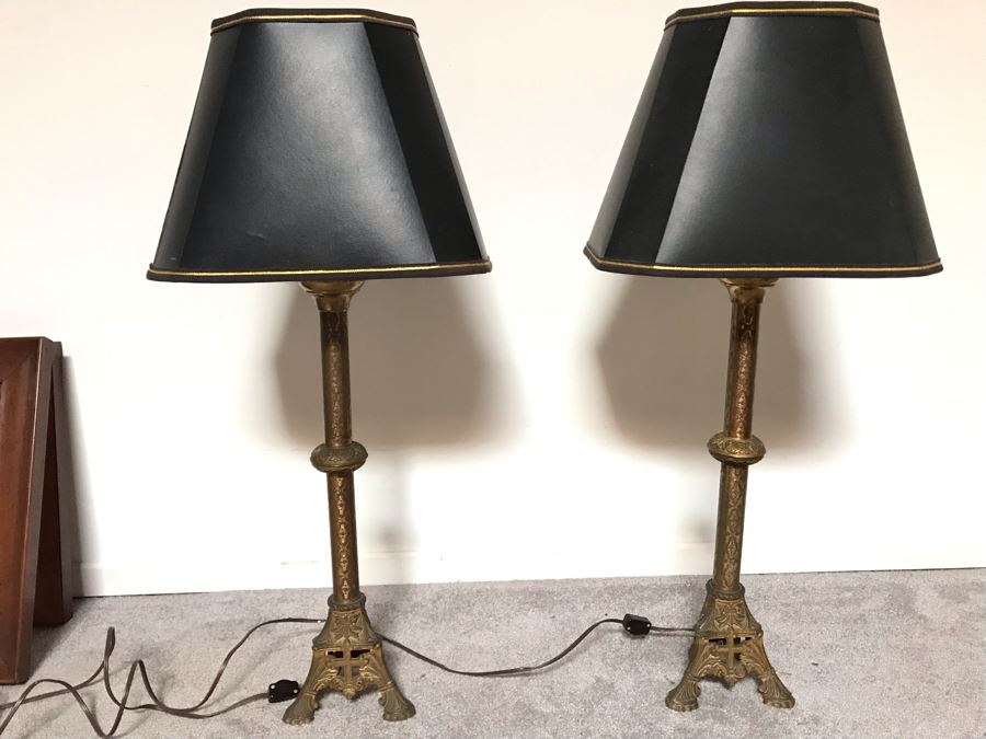 JUST ADDED - Pair Of Vintage Brass Catholic Electrified Candle Holders Table Lamps 32H - One Needs Rewiring [Photo 2]