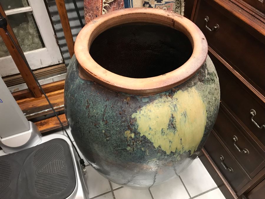 JUST ADDED - Large Glazed Outdoor Pottery Pot Planter 36H X 24W [Photo 4]