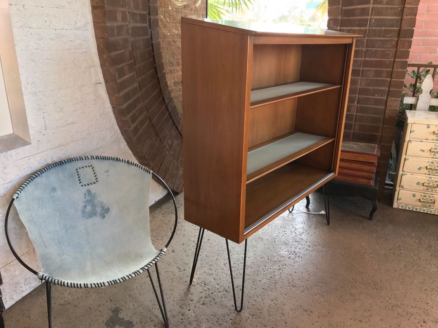 Vintage 1956 Mid-Century Modern Bookcase With Metal Hairpin Legs By Drexel 48W X 16D X 56H [Photo 7]